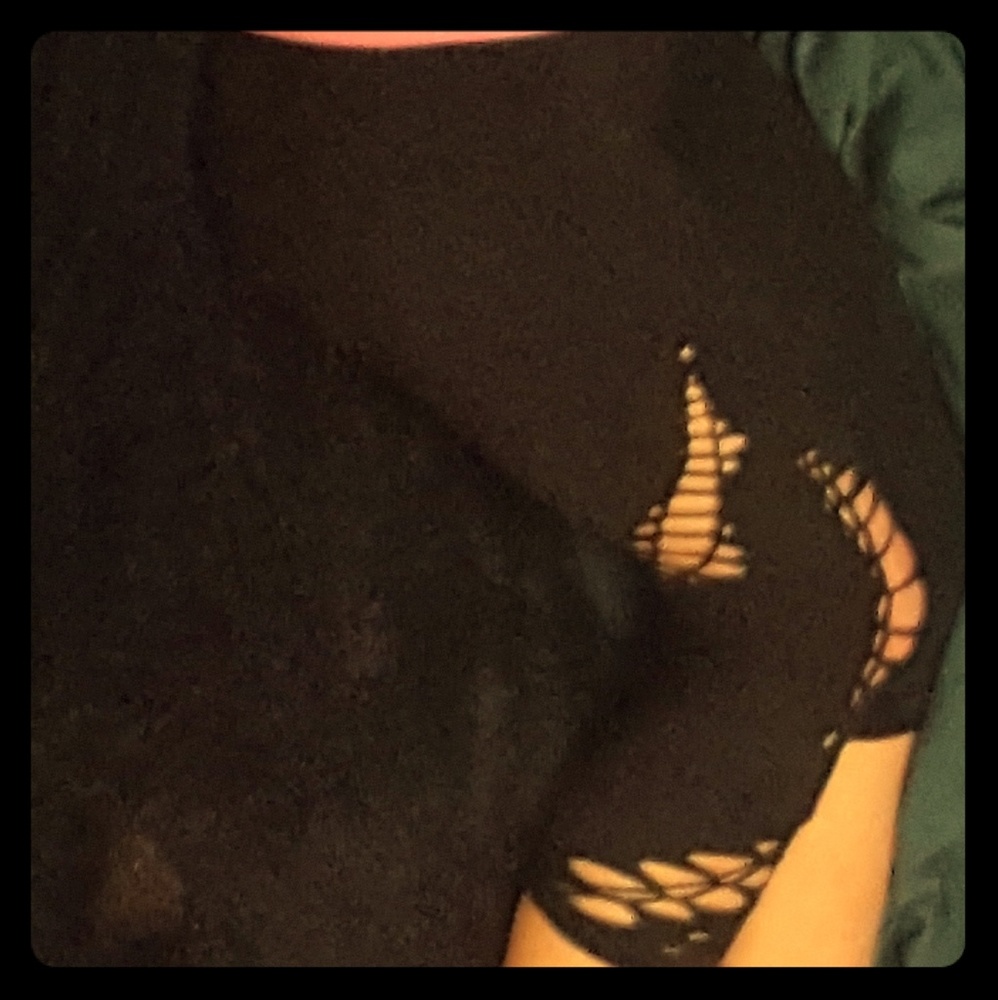 Black shredded cut up leggings small